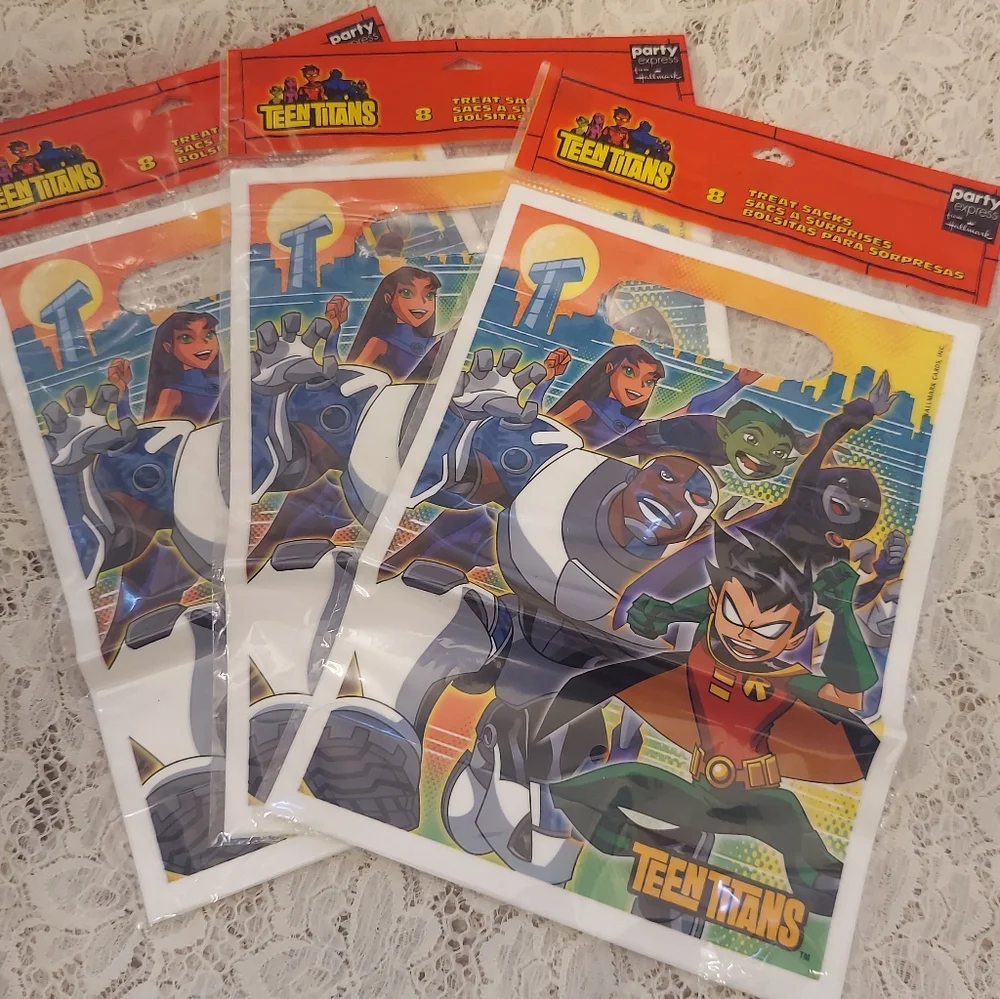 3 Packages Teen Titans Party Treat Sacks Hallmark
